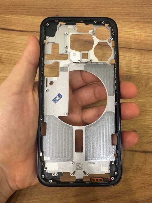 Рамки (корпус) 15 16 pro max
