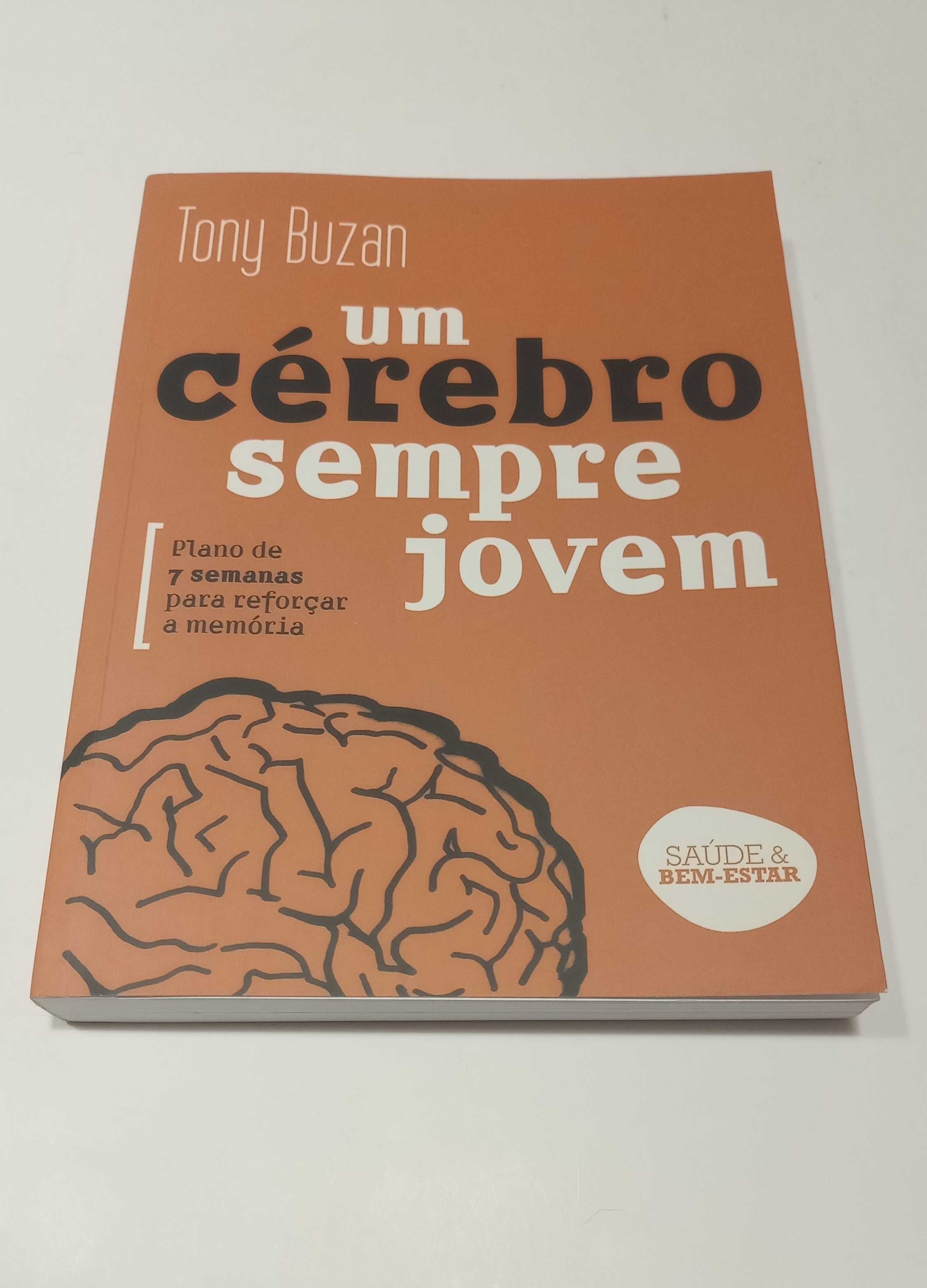 Um Cérebro Sempre Jovem de Tony Buzan