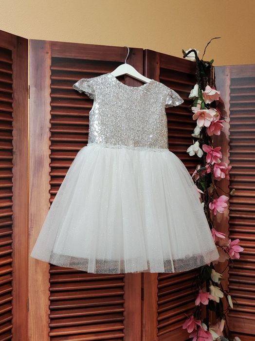 Блискуче срібне плаття 116-128 на новорічний ранок, платье на утренник