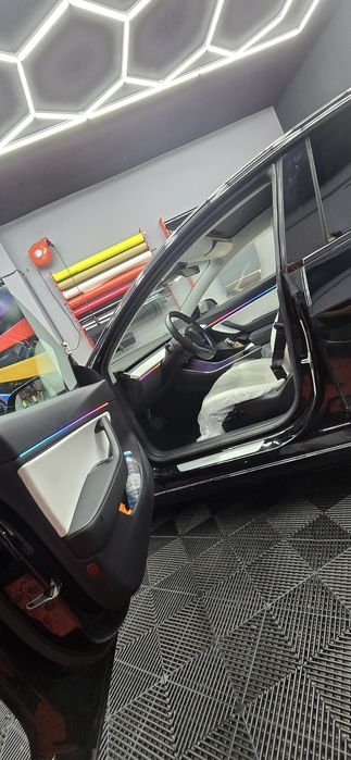 Iluminação  RGB  para viaturas