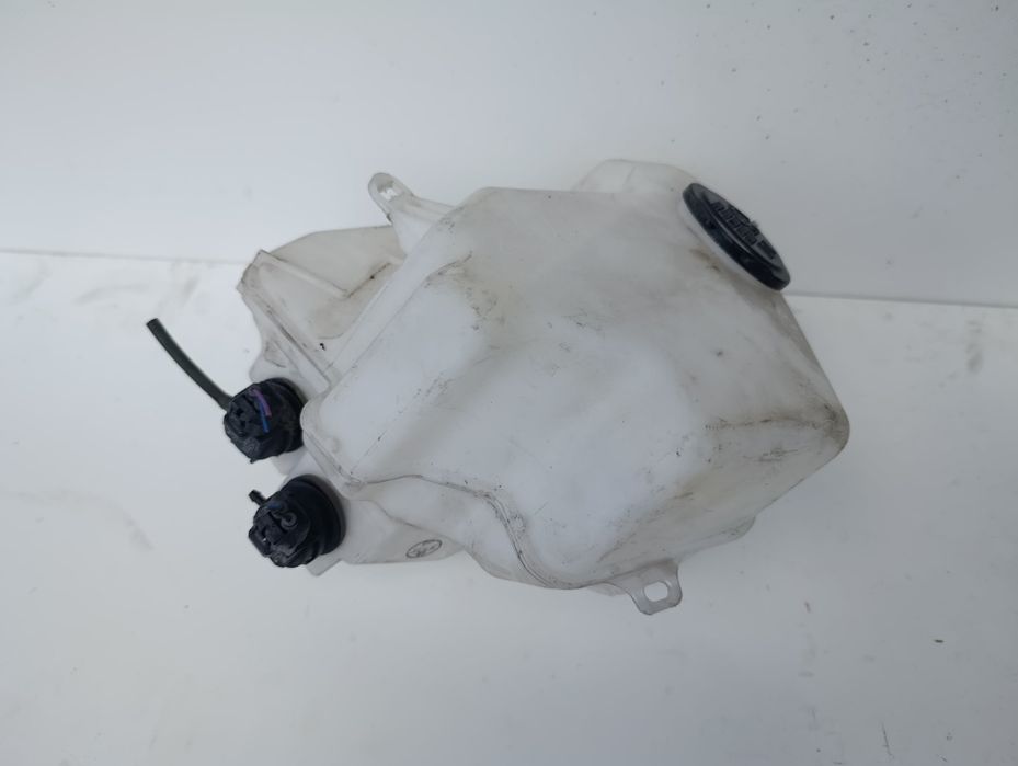 Zbiornik wody Toyota Prius 20.