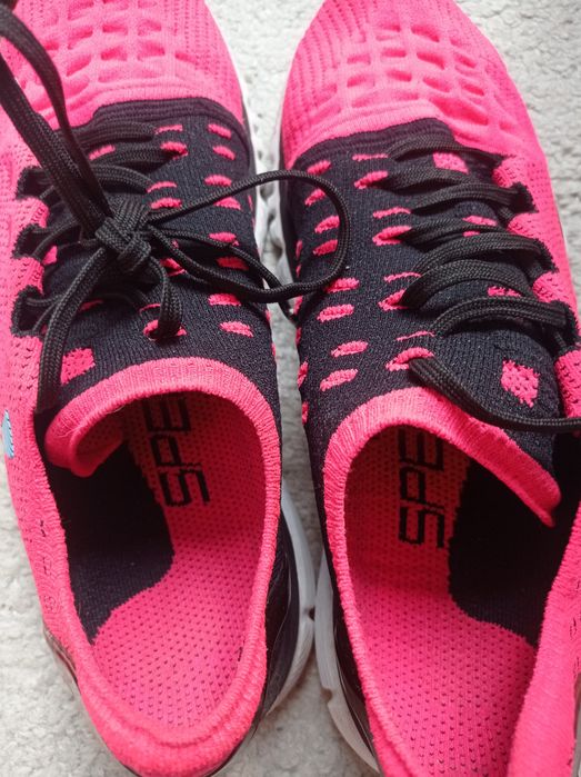 Кросівки UNDER ARMOUR  SPEEDFORM slingshot 40.5 ,26см