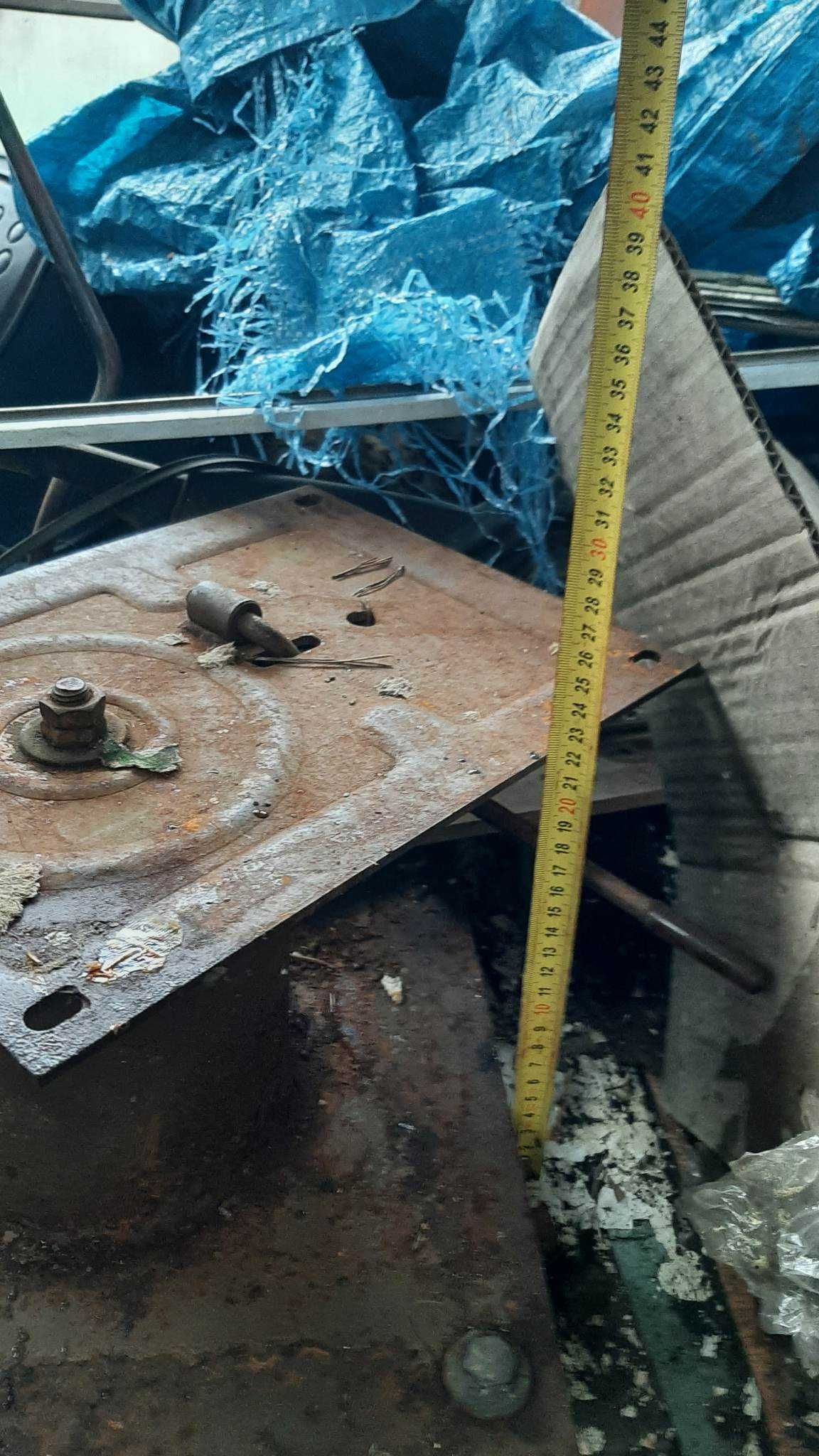 obrotnica fotela ze starego kampera