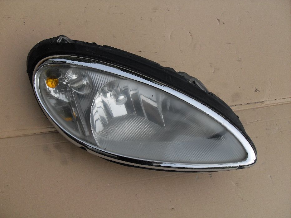 Lampa prawa przednia przód chrysler pt cruiser oryginał europa