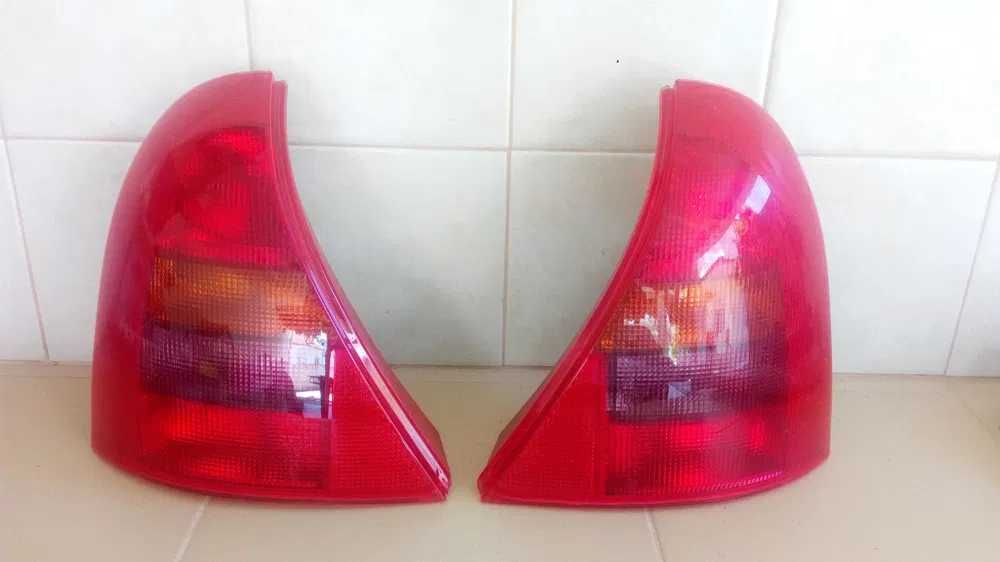 Farolins traseiros - Renault Clio