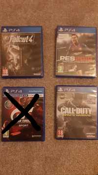 Vendo jogos ps4 pouco usados.