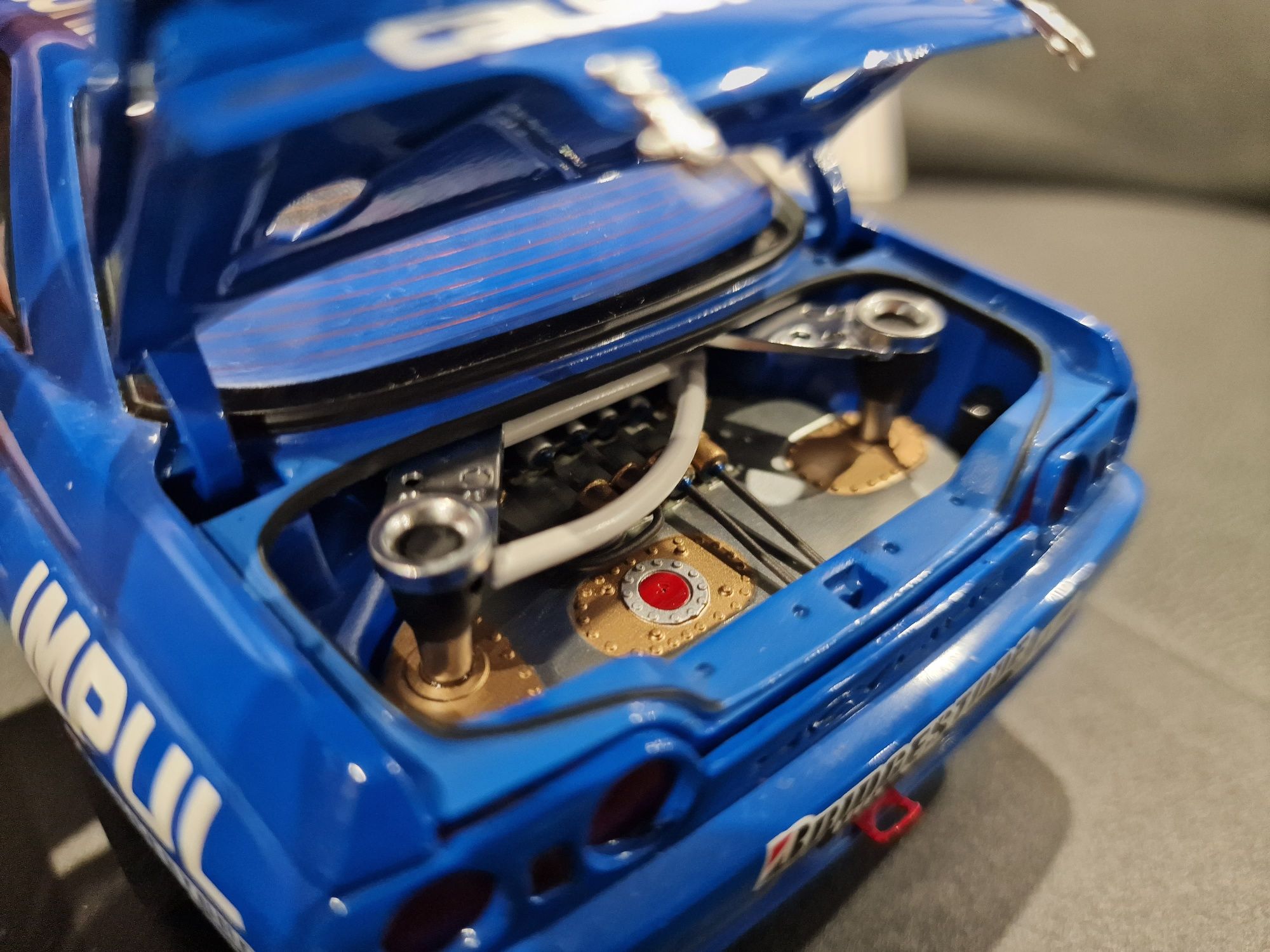 AUTOart model Nissan Skyline GT-R R32 1:18