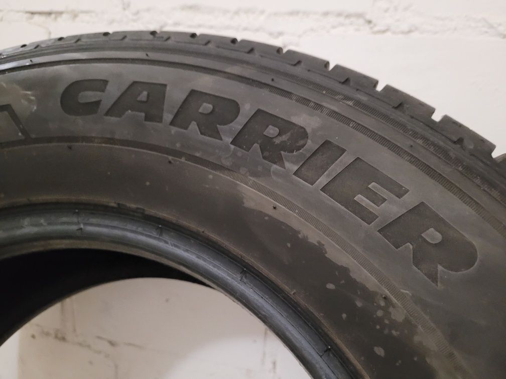 Opony Pirelli Carrier 215/70/15c dostawcze ducato 2019