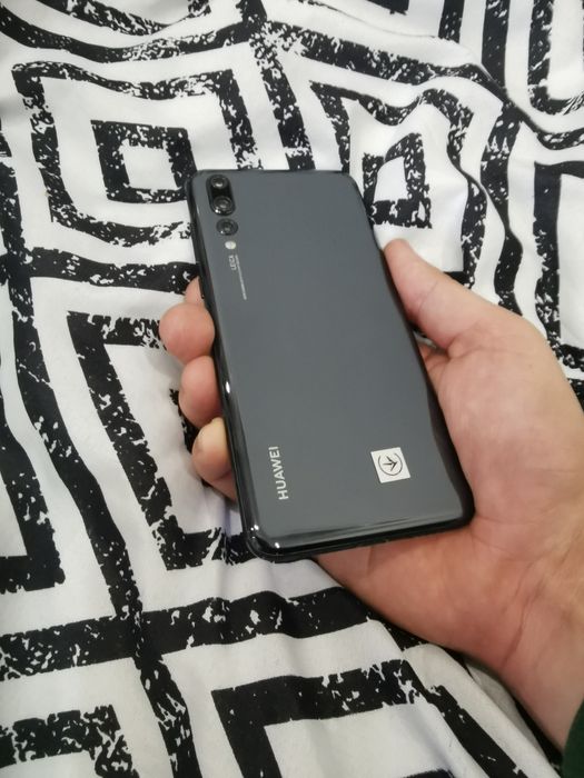 Huawei p20 pro 6gb/128gb Stan bardzo dobry