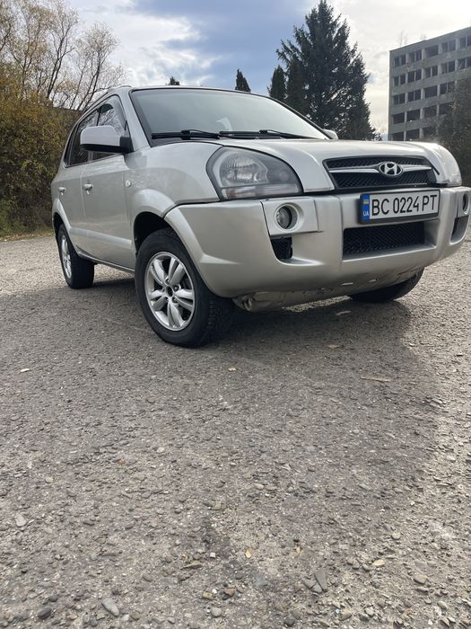 Hyundai tucson 2008р