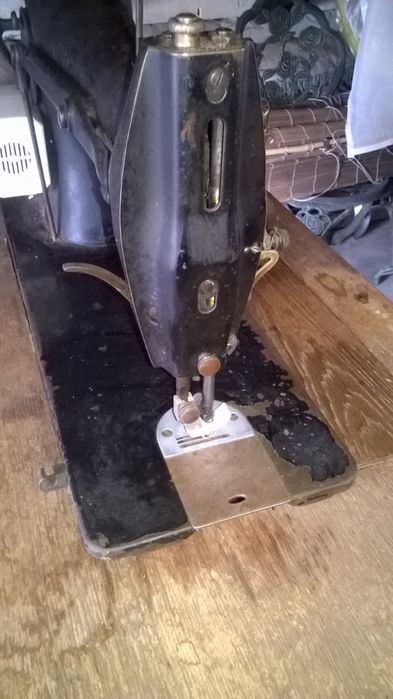 Maszyna do szycia Singer + stolik