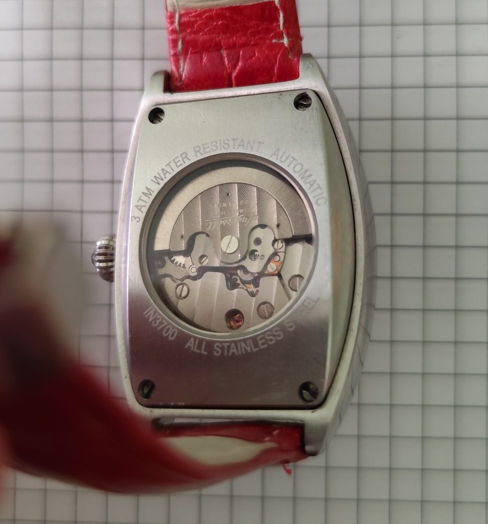 Швейцарський жіночий годинник з автопідзаводом Ingersoll