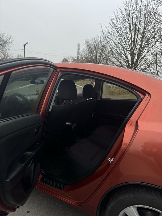 Продам  автомобіль Mazda 3