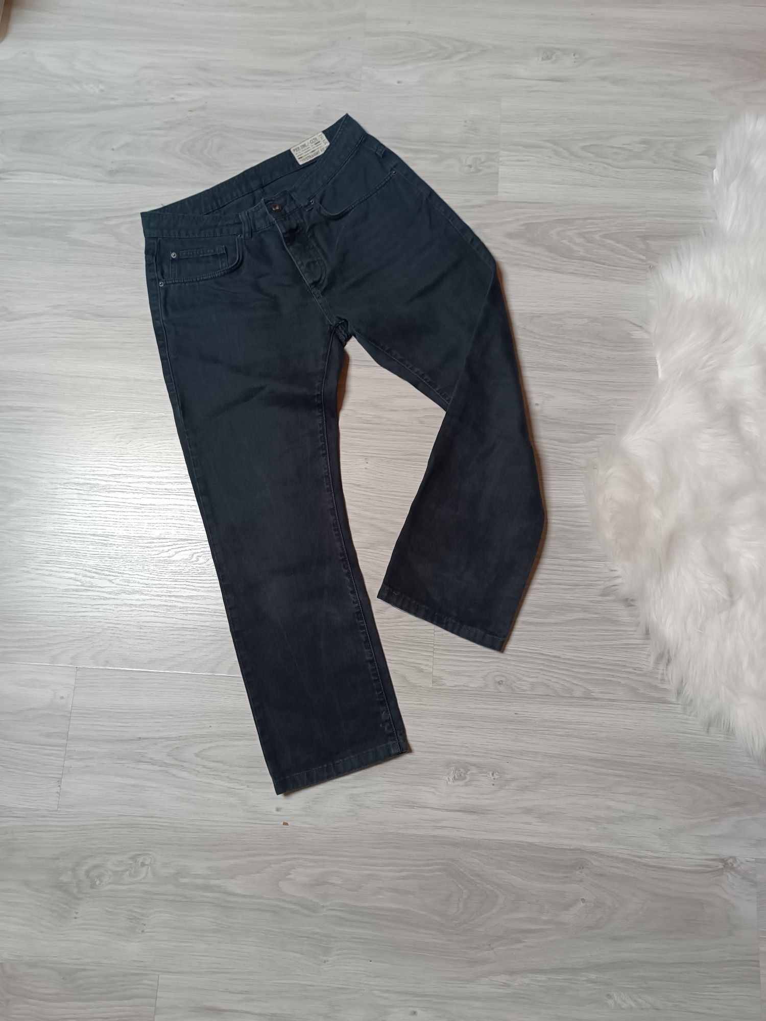 Klasyczne spodnie jeansowe męskie basic casual dżinsy bawełna M 31/34