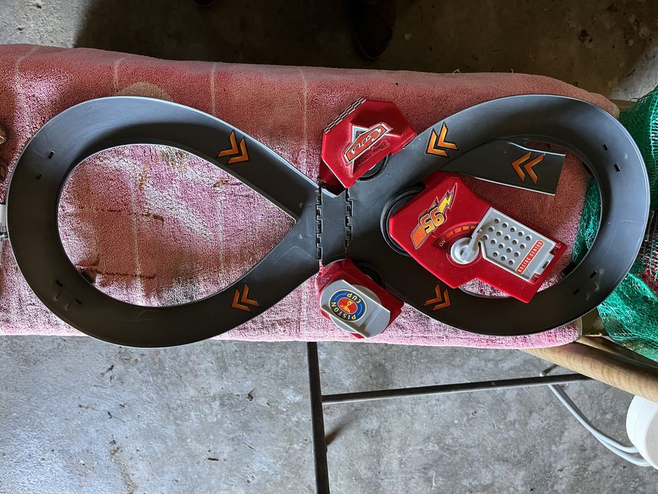 Pista Piston Cup Speedway do filme Cars