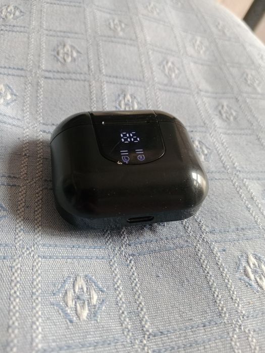 Auriculares bluetooth pretos