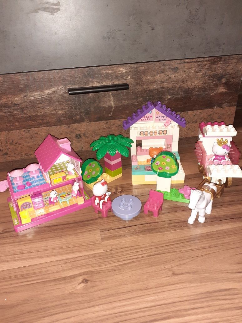 Klocki Hello Kitty bar plażowy, kareta księżniczki Lego Duplo GRATIS
