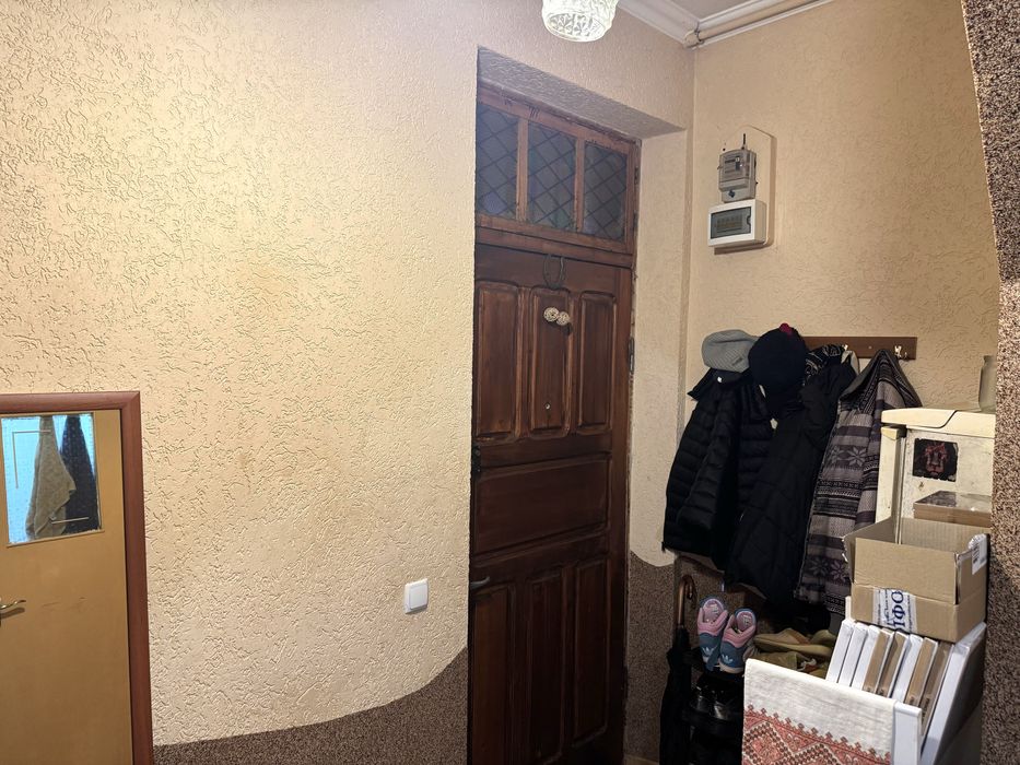 1к центр вул. Штефана Августина