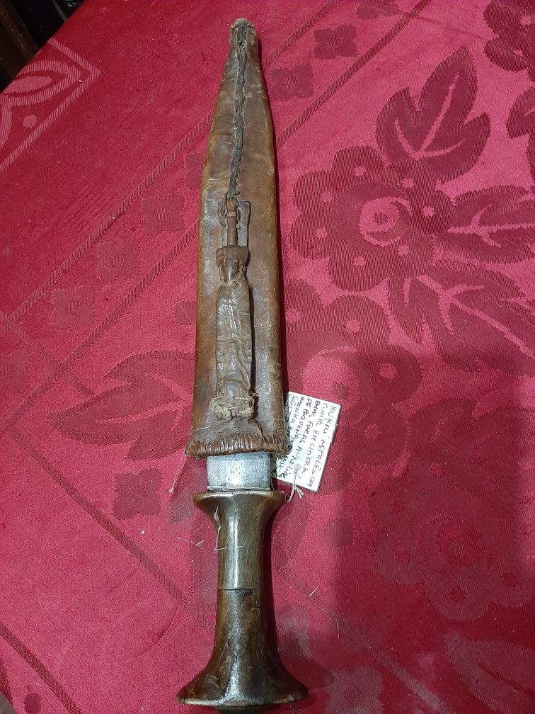 Kukri nepalês com punho em chifre Séc XIX/XX