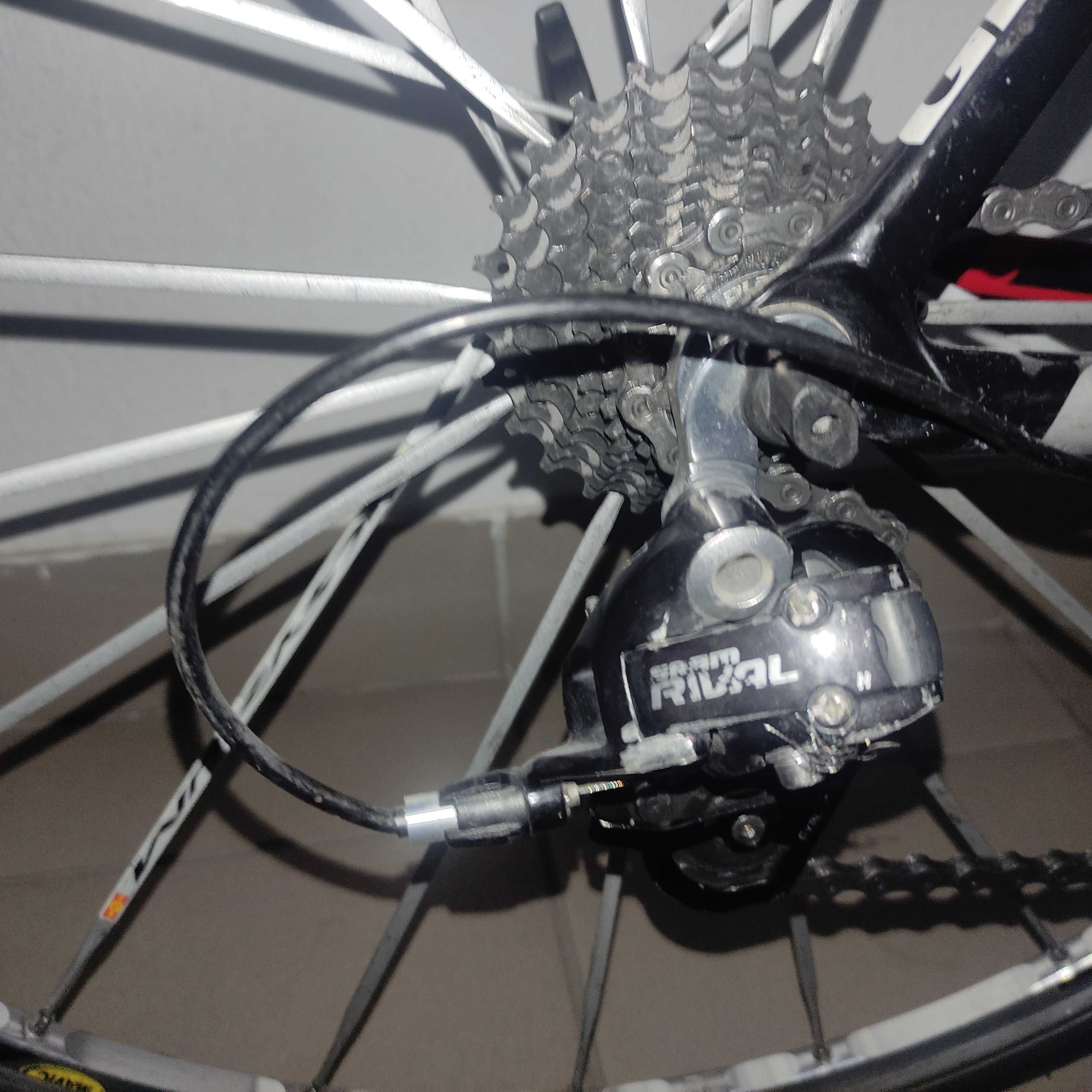 Шоссейный велосипед Giant Alliance (Sram Rival)