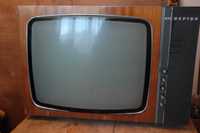 Telewizor czarnobiały Neptun 411 z lat 70-tych