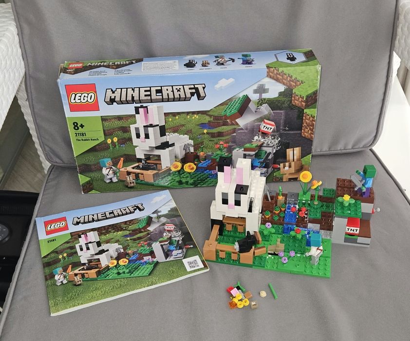 LEGO Minecraft Кроляче Ранчо