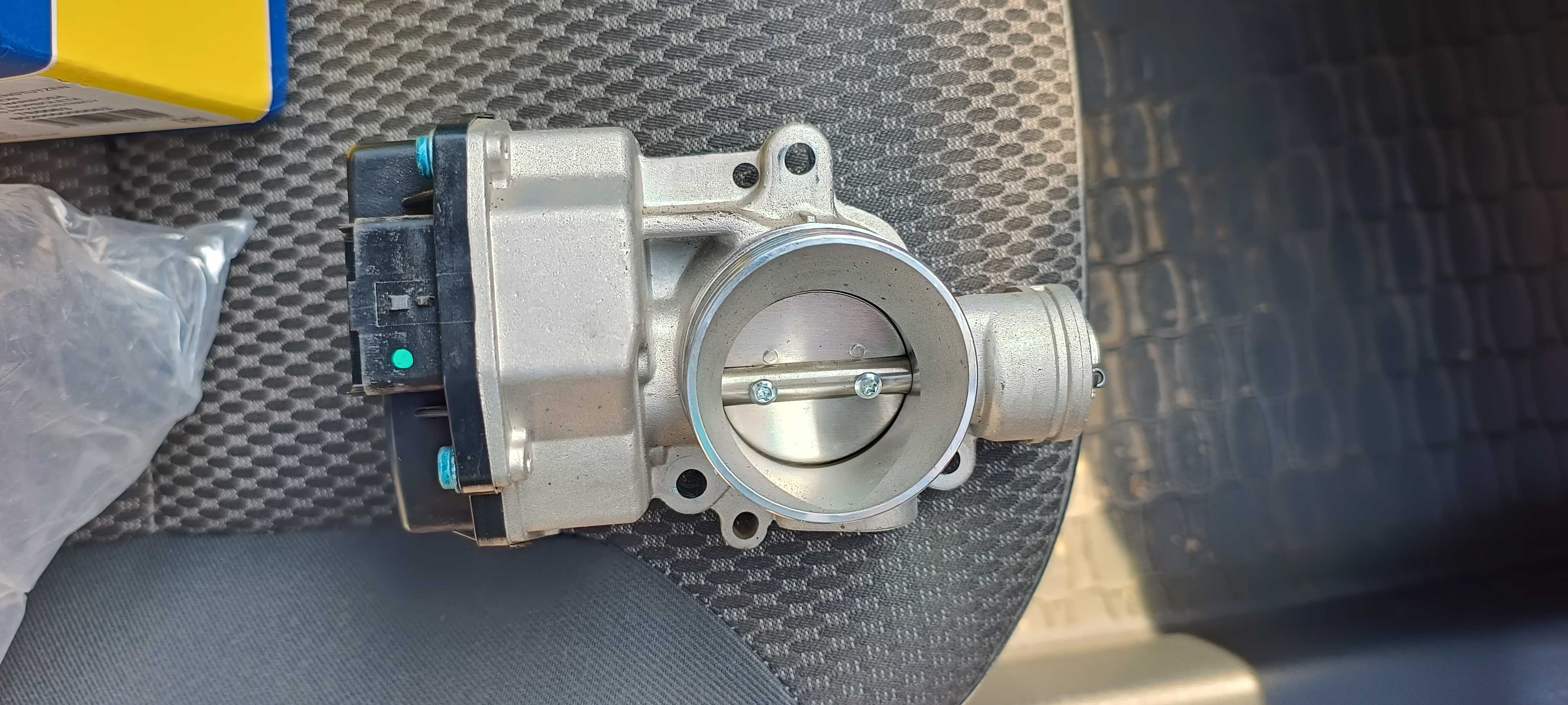 Продам майже нову дросельну заслінку
MAGNETI Marelli на CitroenPeugeot
