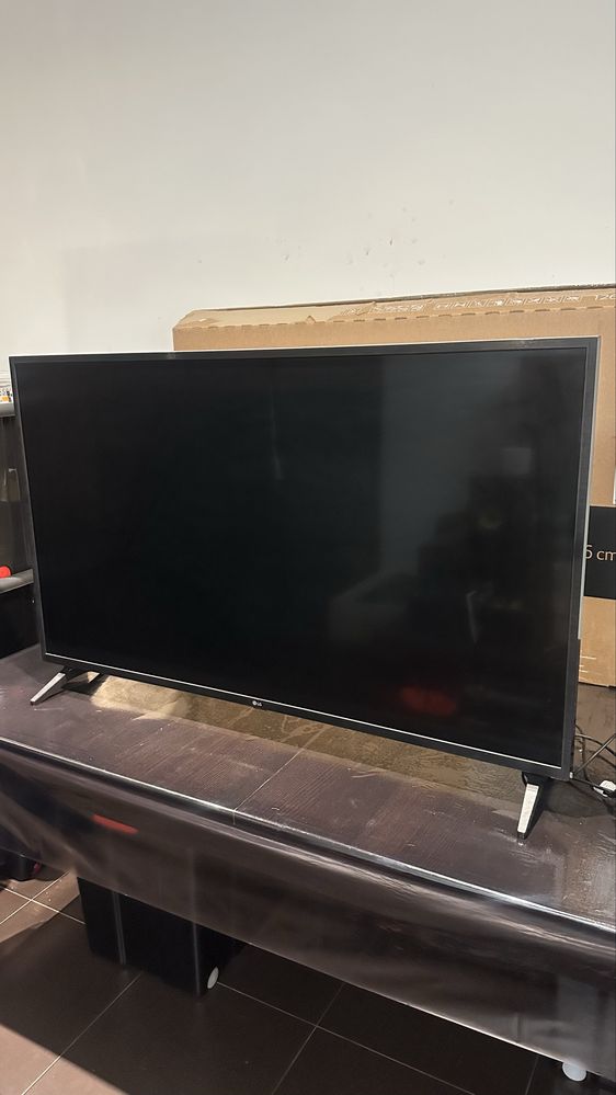 Tv 50 polegada LG UHD aithinq 4K