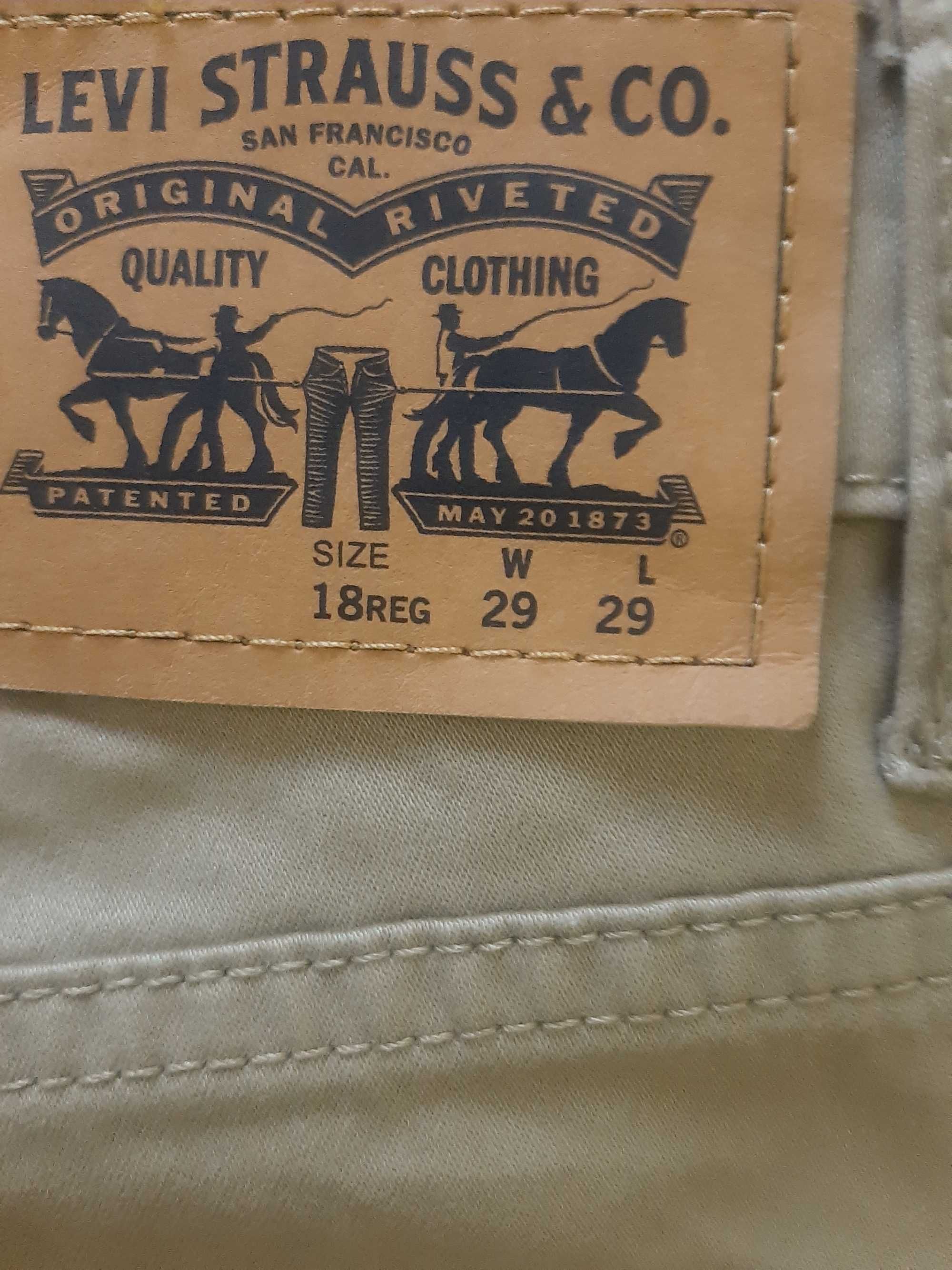 Брюки мужские Levi's ,бежевые