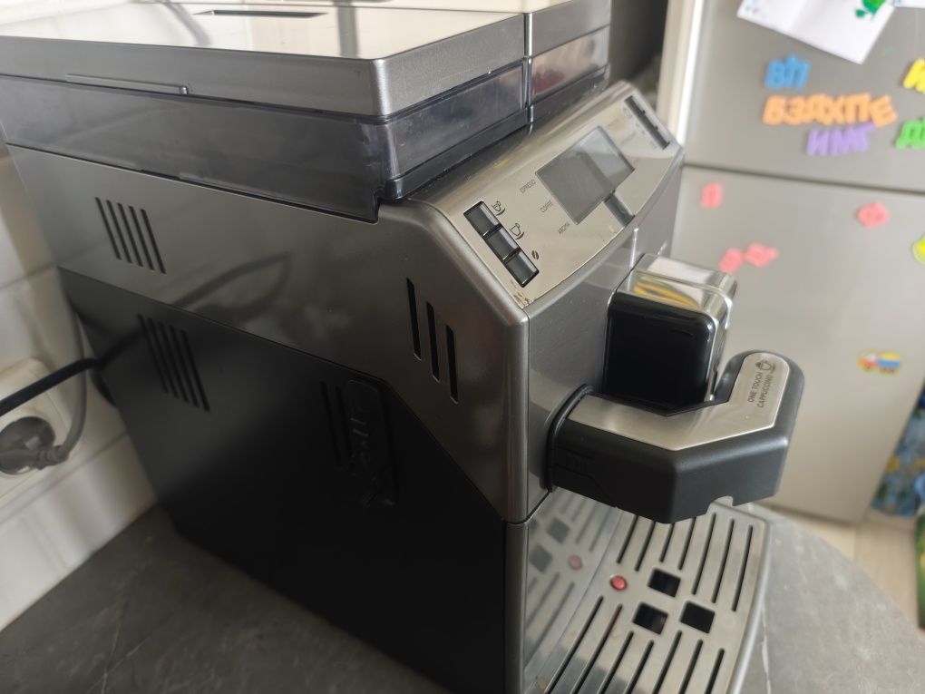 Saeco Lirika One Touch Cappuccino