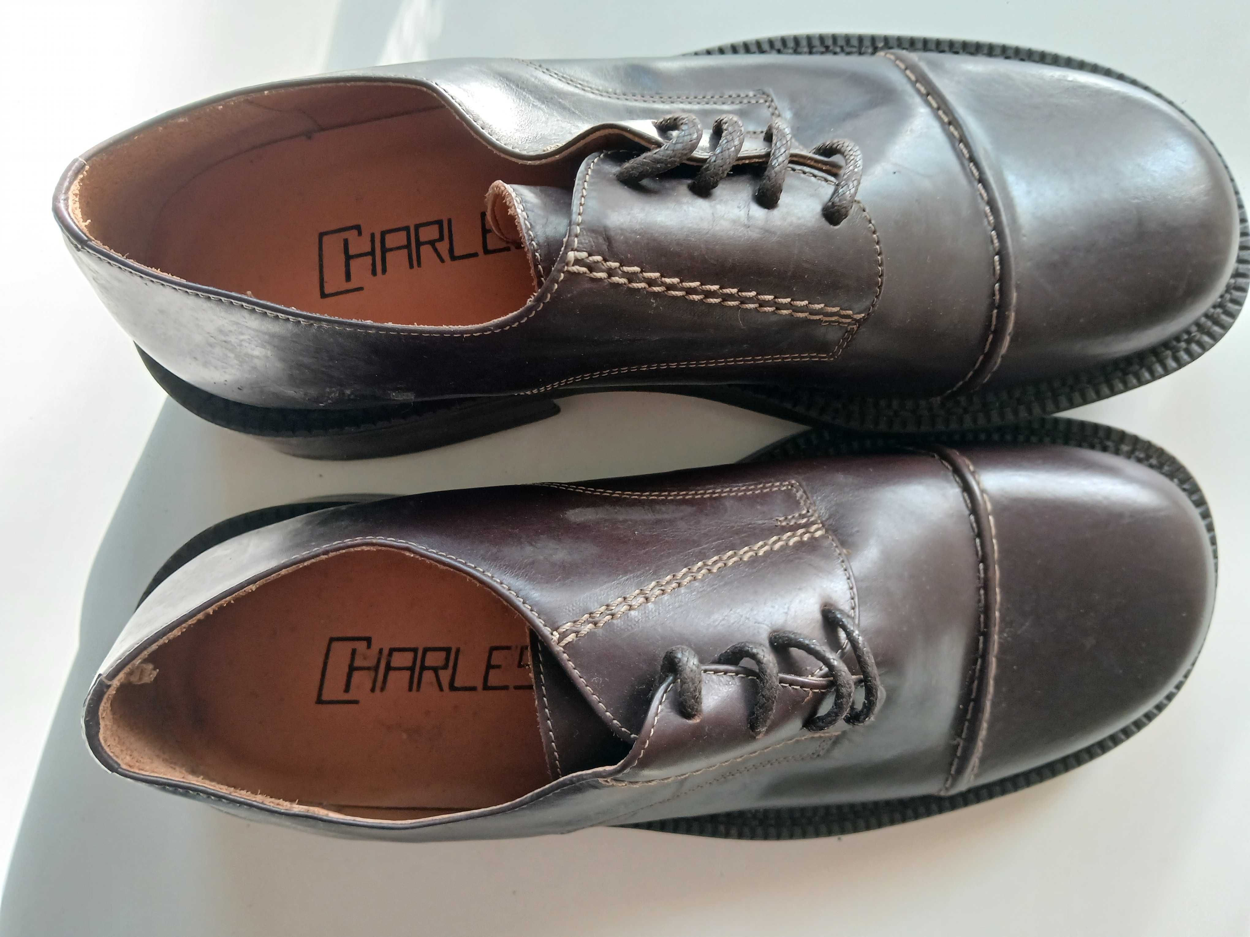 Sapatos de pele CHARLES novos