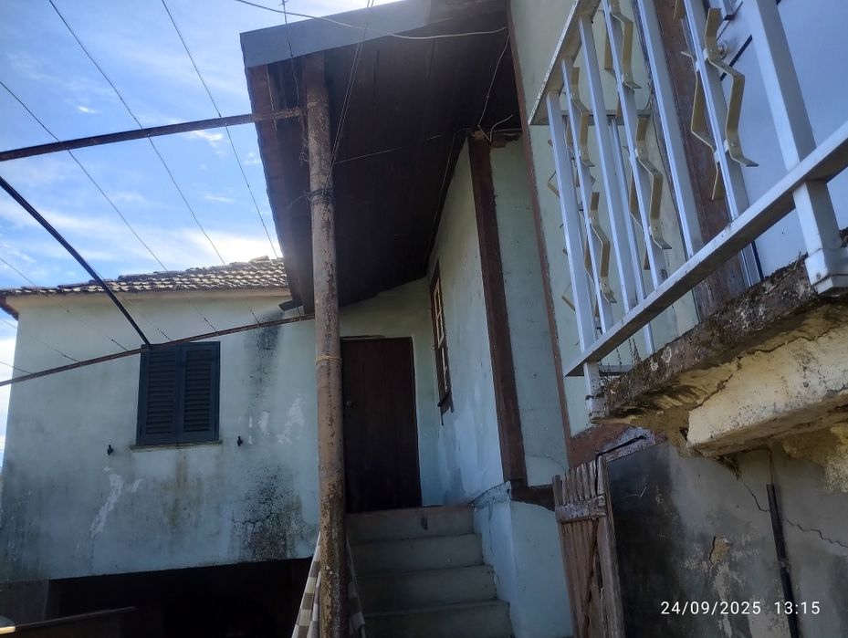 Vendo casa de habitação