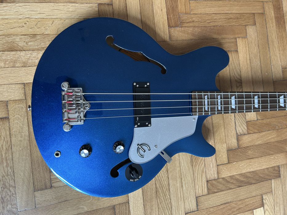 Git. Bass : Hollow body : Epiphone Jack Casady Signature  Royale Bass