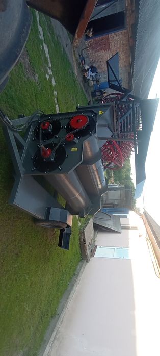 Гарбузозбиральний комбаєн