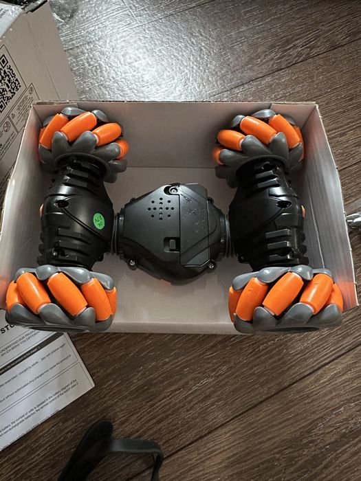 Машинка на радіокеруванні CV 8818-100