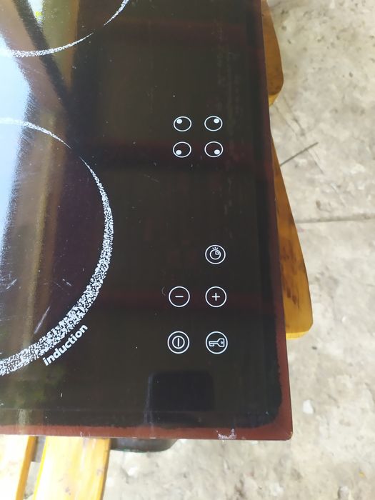 Варочная индукционная панель Whirlpool