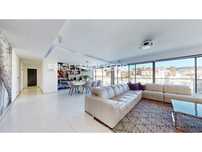 Luxuoso Apartamento T4 em Alcântara