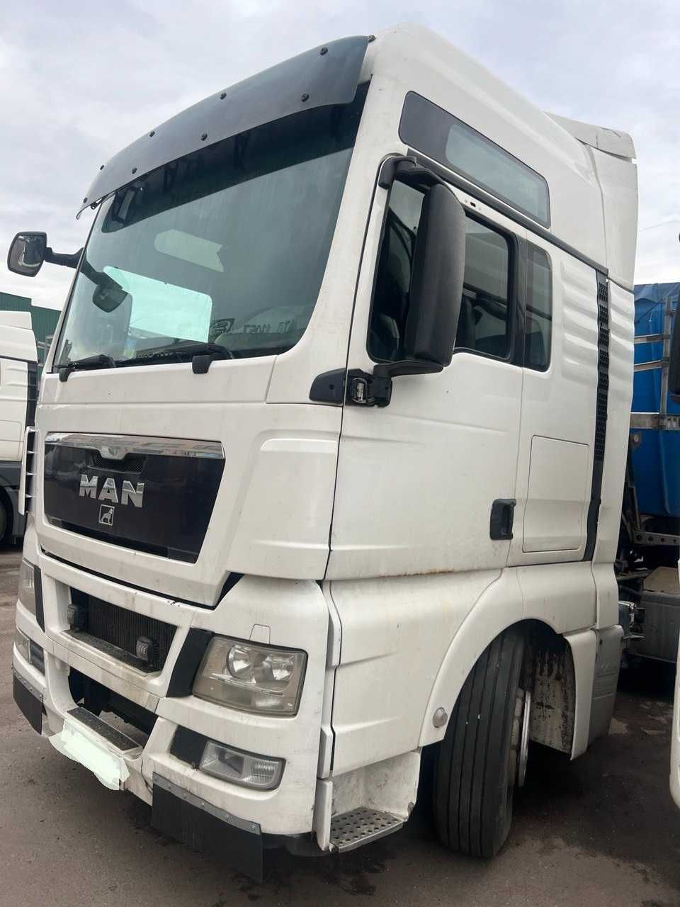 В продажі декілька MAN TGA 18.440 на Оболоні