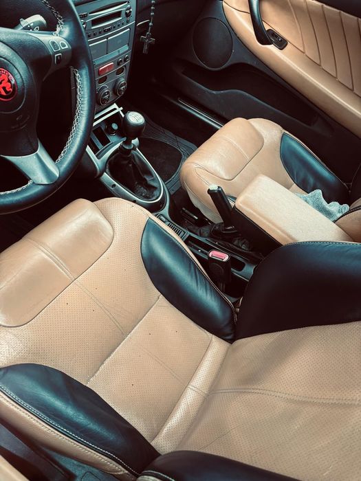 Alfa Romeo GT 1.9 JTD