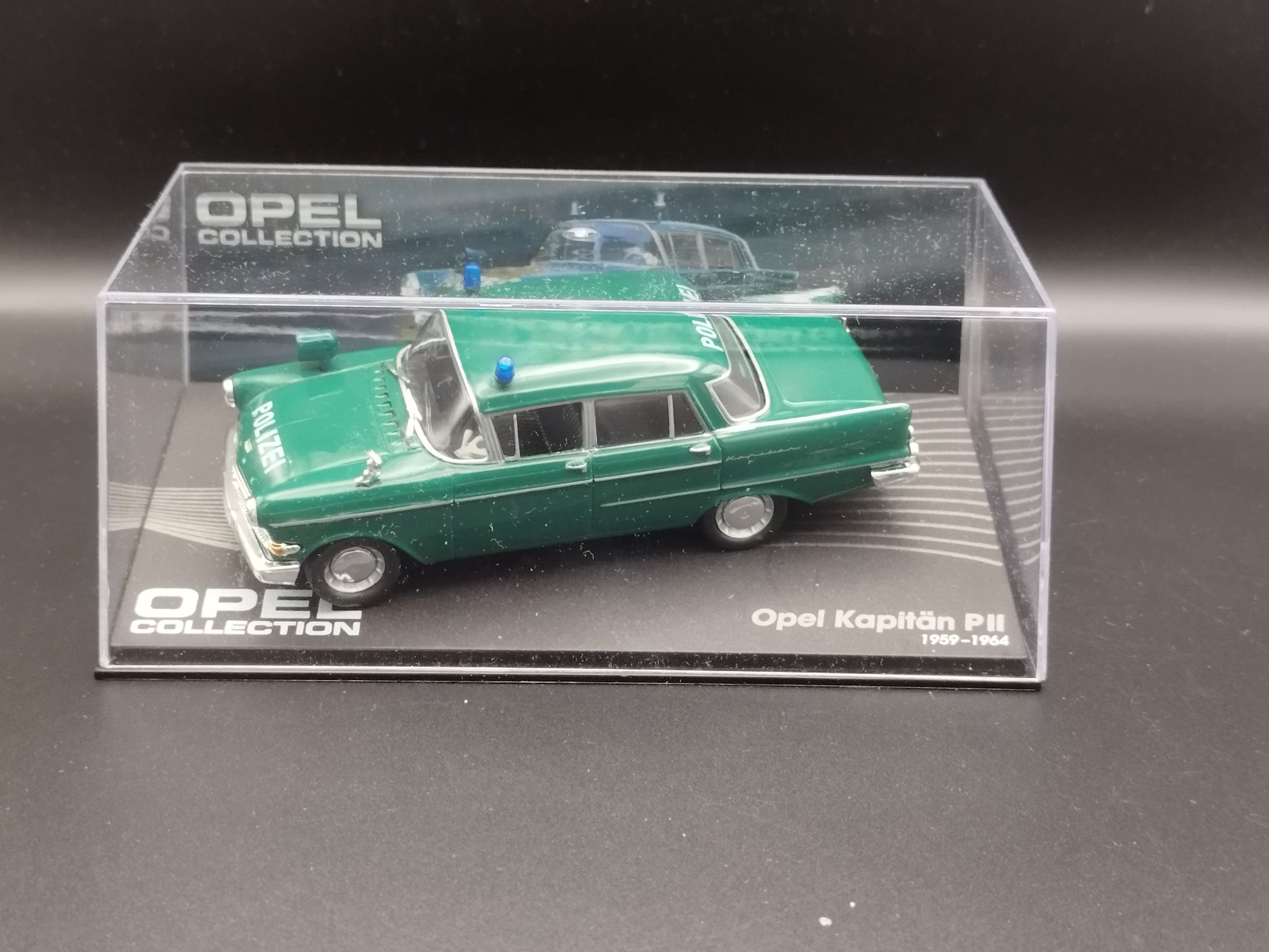 1:43 Opel Collection Opel Kapitan  model używany