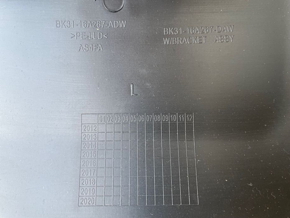 Pára-lamas originais para Ford Transit