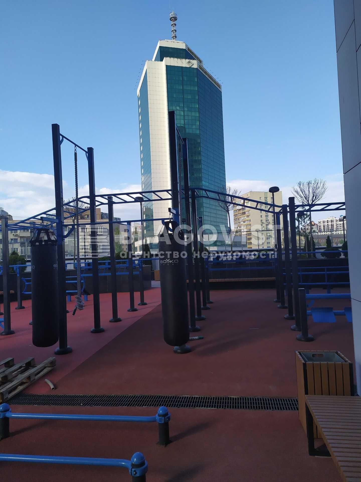 Продається 3-х кімнатна ЖК Manhattan City 81кв. 3 будинок Видова Центр