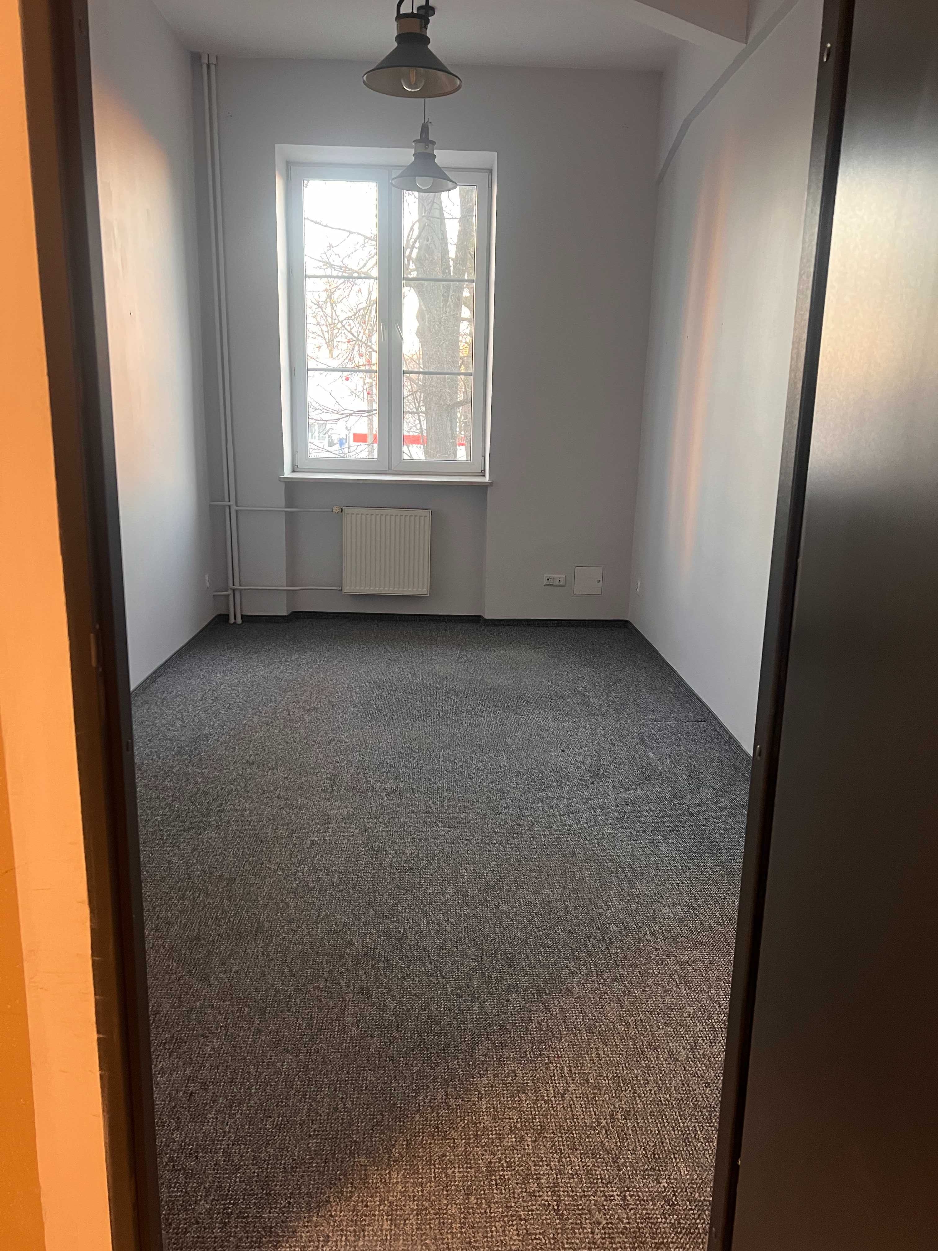 Lokal na biuro, kancelarię  15m2 Centrum