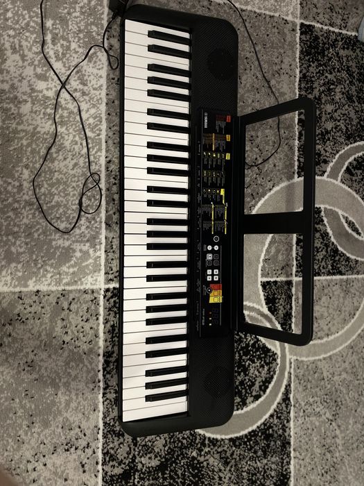 Синтезатор Yamaha psr-f52
