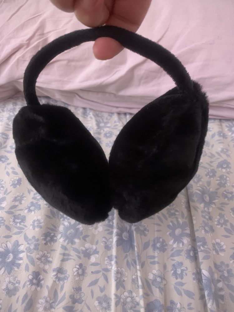 Ear Muffs/Protetor de orelhas para criança (nunca usados).