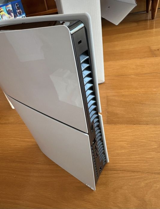 Playstation 5 Slim 1TB