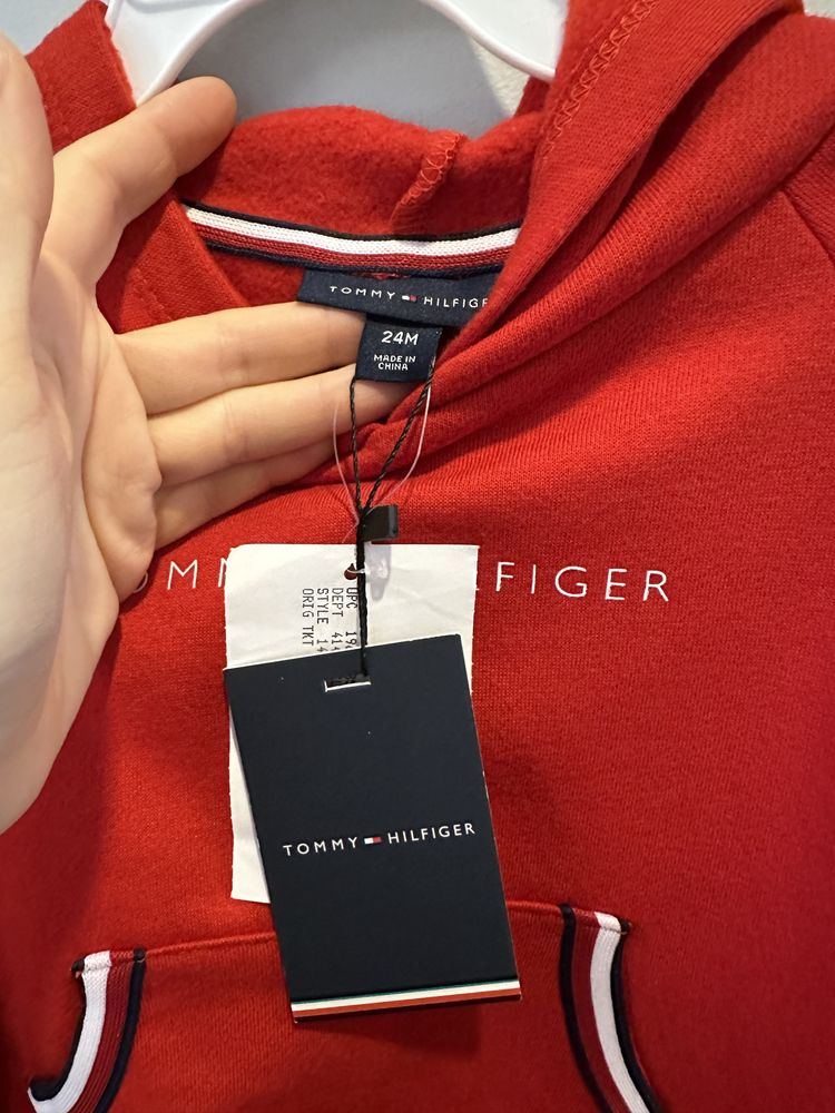 Костюм  Tommy Hilfiger дитячий для дівчинки 2 роки , червоний.