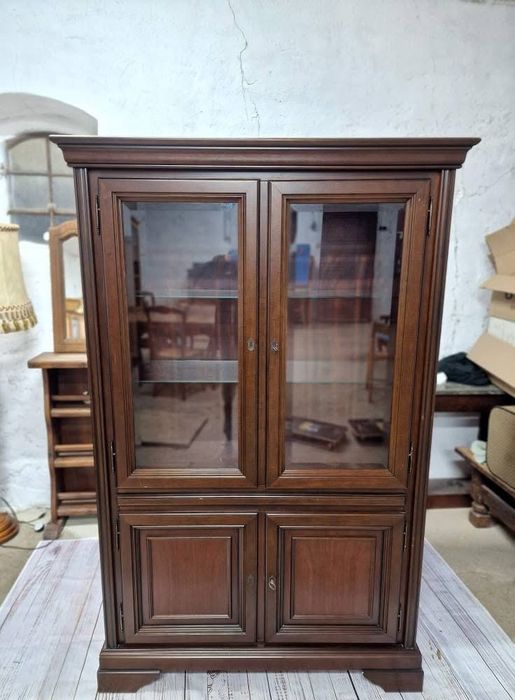 Witryna drewniana szafa