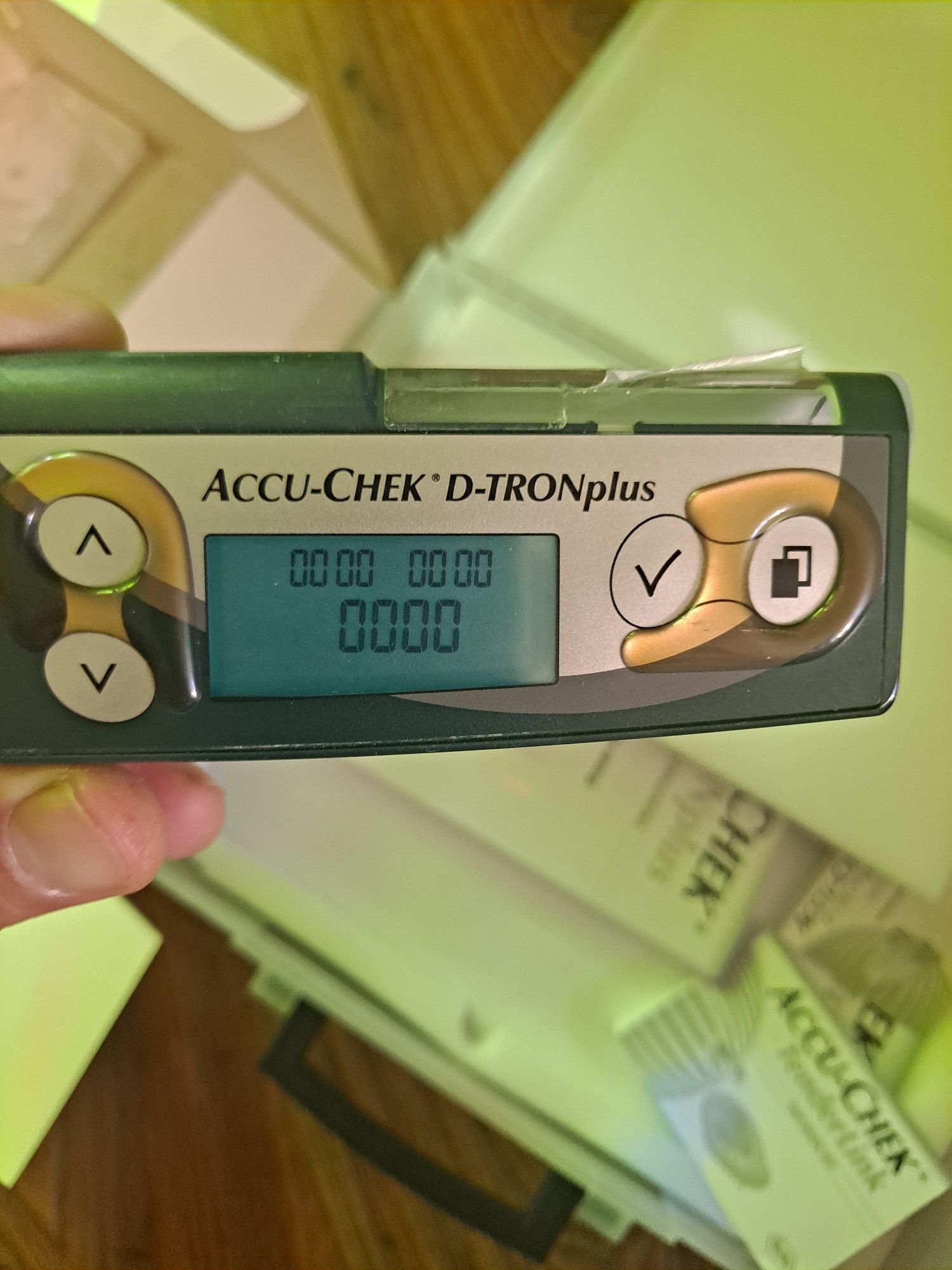 Pompa insulinowa Accu-Chek D-TRON Plus