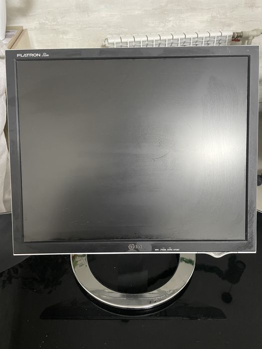Продам монитор LG